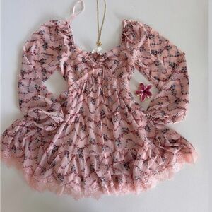 Pretty babydoll mini dress